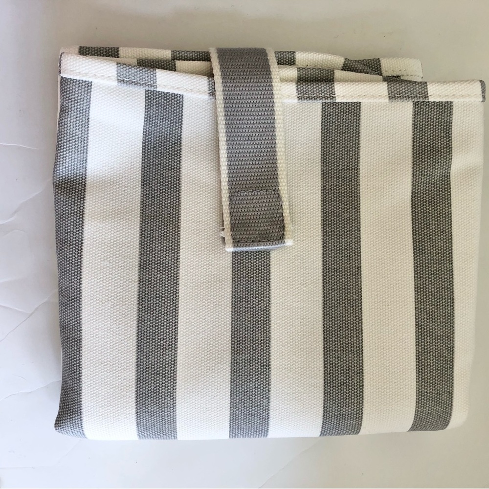 NWOT Pottery Barn Diaper Bag W/Changing Pad - Picture 11 of 16